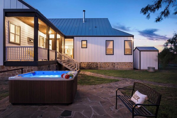 Hot tub