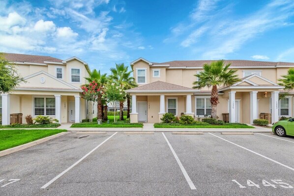 1447RetreatCir,SilverCreek_01