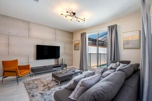 4834LullabyLane_15