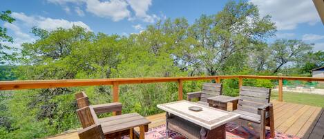 Spicewood Vacation Rental | 2BR | 1BA | 1,400 Sq Ft | 1 Small Step to Enter