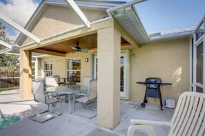 Screened Lanai | Covered Patio | Gas Grill | Outdoor Dining