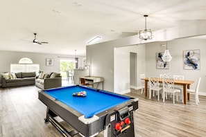 Spielezimmer