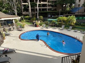 Community pool