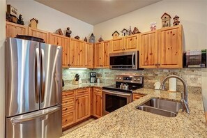 Kitchen in River Run Village 2 bedroom
