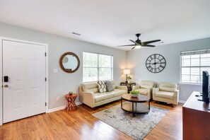 Living Room | Keyless Entry | Ceiling Fans