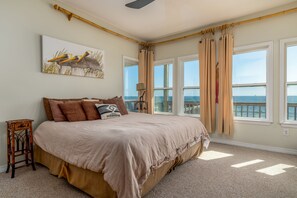 king bed, unobstructed Gulf of Mexico views