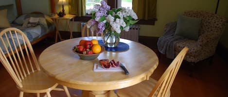 Main living/dining and kitchen area