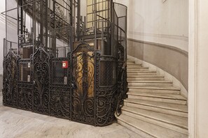 Elevator