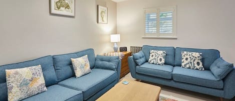 Breckon Cottage, Whitby - Host & Stay