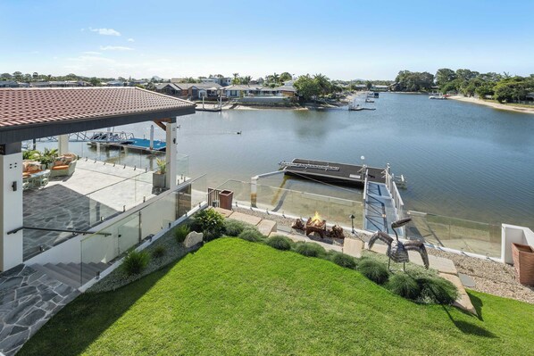 The home has it's own jetty & firepit for you to utilise during your stay