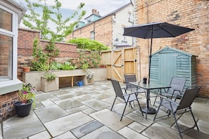 The Courtyard at No.47, Scarborough - Host & Stay