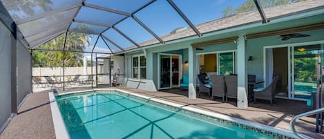 Fort Myers Vacation Rental | 3BR | 2BA | Step-Free Access | 1,600 Sq Ft