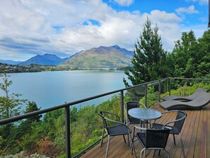 Relax & enjoy the fabulous view!