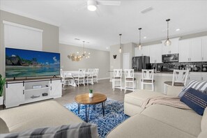 2893 Simile Street (2).jpg