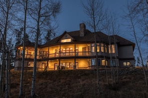 Panoramic views off of the back deck.