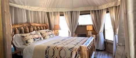 Welcome to your romantic Glamping destination.