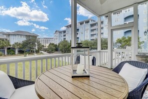 Screened in Porch