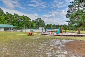 Community Pool | Beach Access | Playground