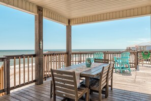 facing the gulf of mexico. Plenty of covered/non-covered spaces