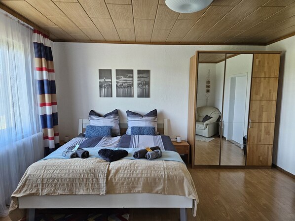 Ferienhaus Gratzl (85qm) mit Garten-Doppelzimmer Nr. 1