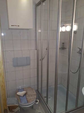 Alm - Ferienwohnung, 45 qm, 2 separate Schlafzimmern, Balkon