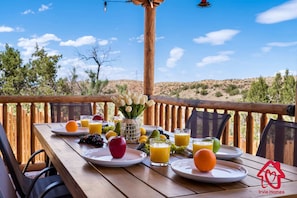 Welcome to Hillside Haven Retreat - An Irvie Home