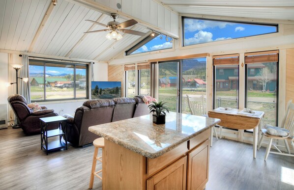 Main living space Warrick Cabin VRC Rental Home - The bright open concept living space is perfect for entertaining.