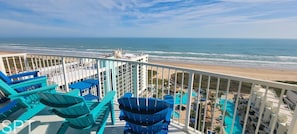 Architecture,Balcony,Building,Outdoors,Water