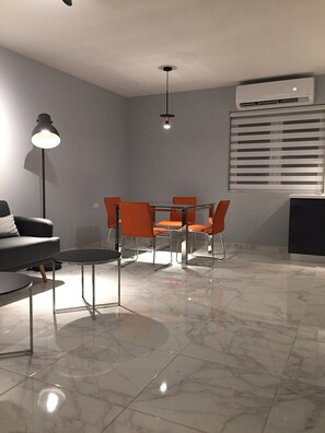 Stylish dining area for 4