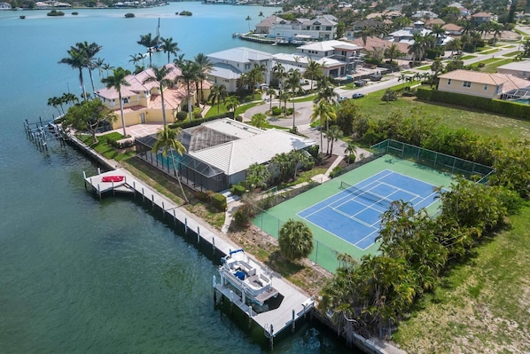 Truly a Pickleball Paradise!