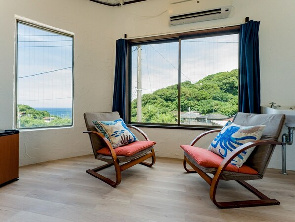 ・[Deluxe Room] This room can accommodate up to 6 people.