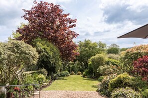 Lower Court Cottage Garden
