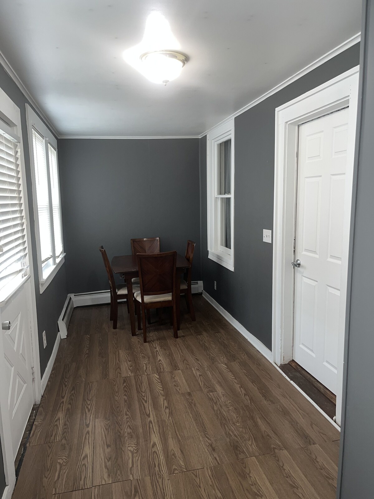 Modern One-bedroom apartment in downtown Biddeford