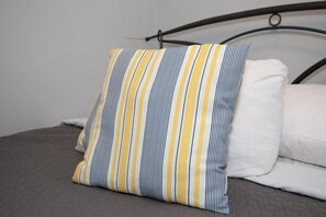 346Main0425_0065