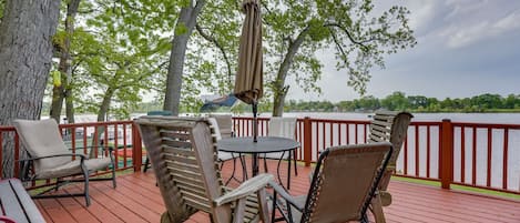 Decatur Vacation Rental | 7BR | 3BA | Stairs Required | 3,600 Sq Ft