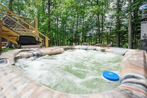 Outdoor Hot Tub