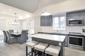 Westwinds Kitchen - Dining