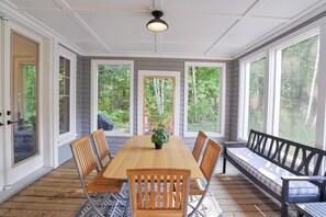 Anchor Muskoka Room