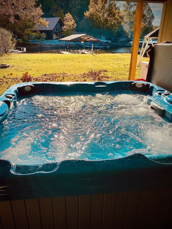 Lake views from the hot tub are the best way to end the night!