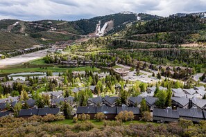 Lower Deer Valley - Less Than a Mile to the Slopes