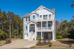 Welcome to Casa Bonita OBX! Our little slice of heaven in Corolla NC!