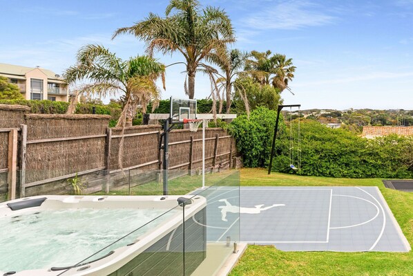 Sport court