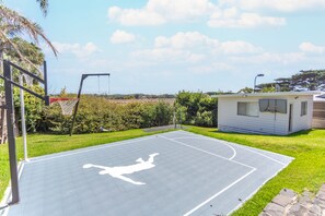 Sport court
