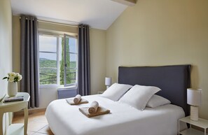 Family Rental Room Golf Saint Tropez