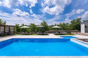 Fully equipped with free WiFi and all a modern guest needs for a perfect holiday in this unique and peaceful environment