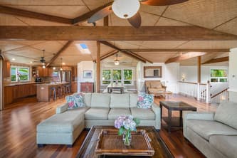 Lola Hale, Spacious Upgraded Hawaiiana House, A/C and Hot Tub