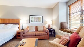 Home Decor, Couch, Furniture, Cushion, Indoors