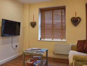 Living area | Walnuts Nest, Minehead
