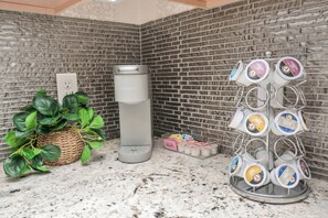 Coffee maker and coffee pods