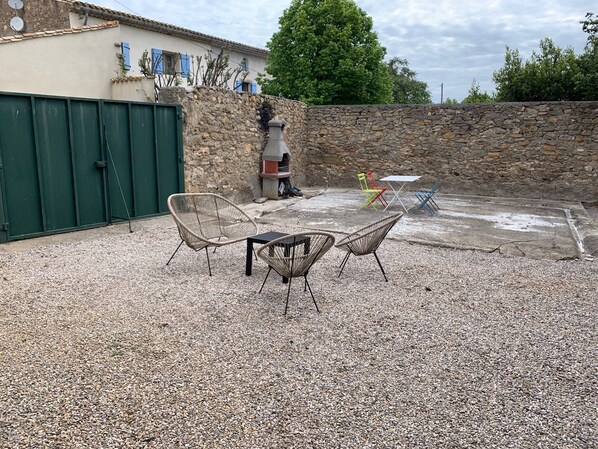 Terrace/patio
